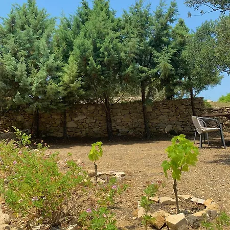 Ampelia Kythira Апартаменты