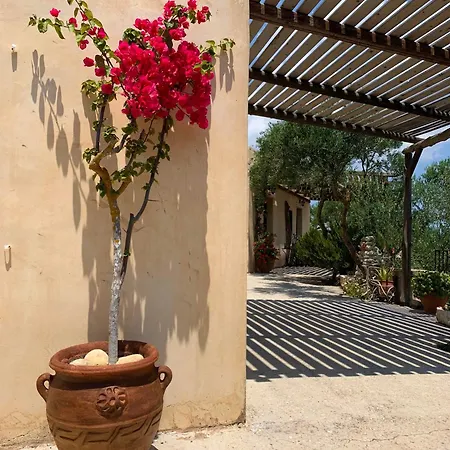 Апартаменты Ampelia Kythira Livadi (Kythira)