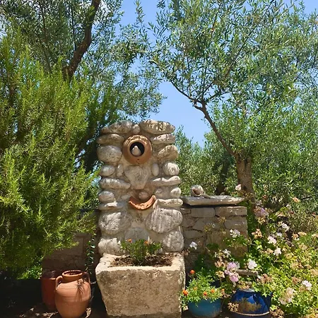 Апартаменты Ampelia Kythira Livadi (Kythira)