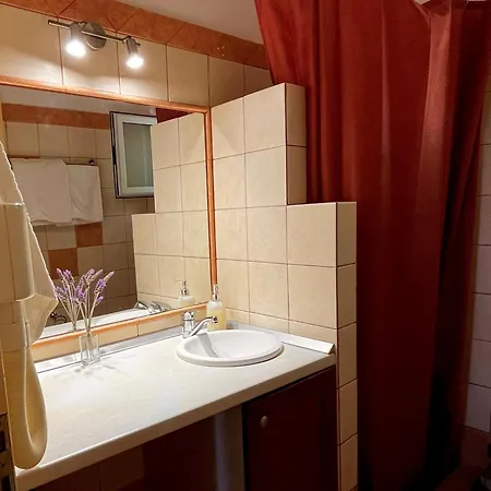 Ampelia Kythira Apartment *